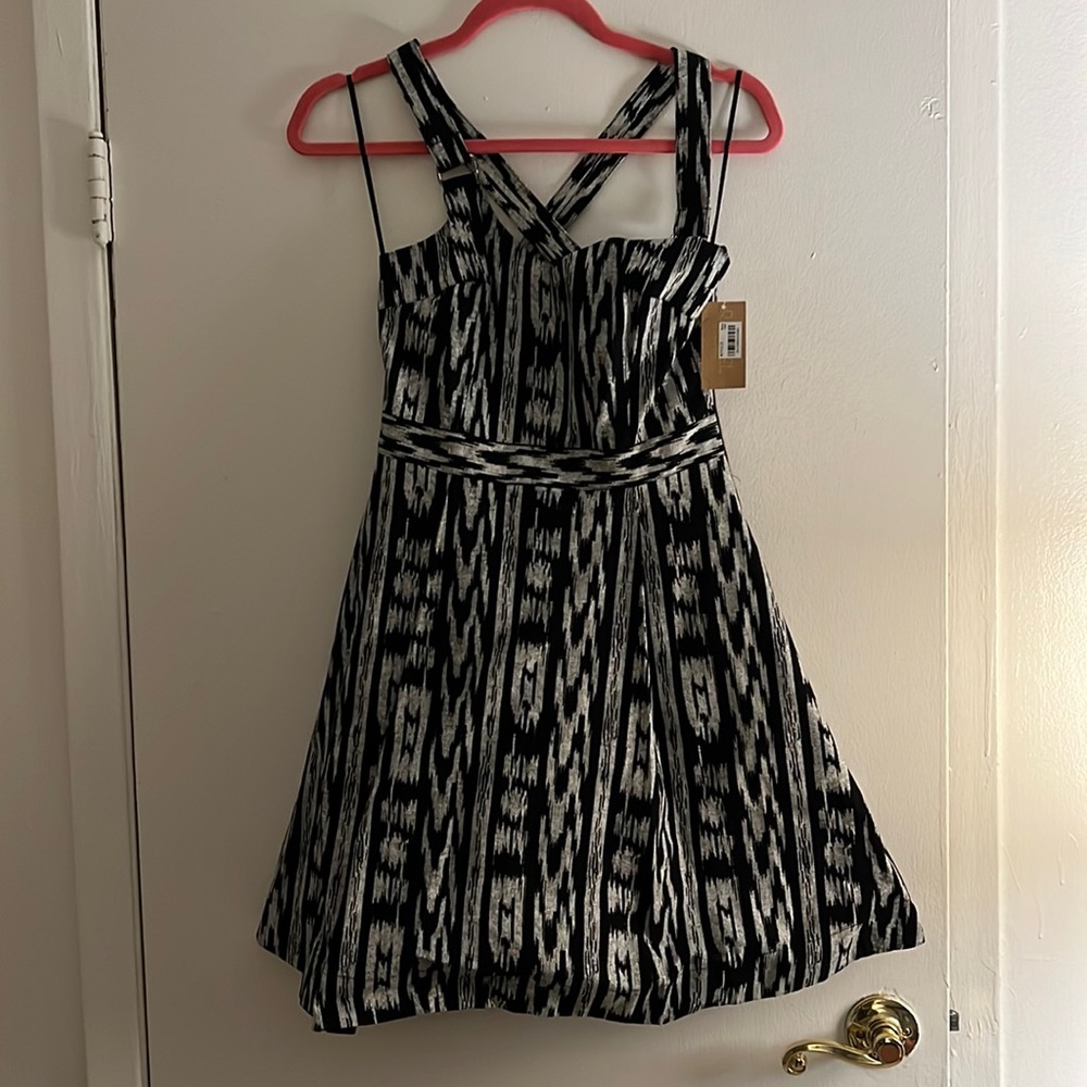 NEVER WORN! Black & White patterned dress